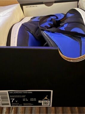 Air Jordan 1 (Royal blue&black)